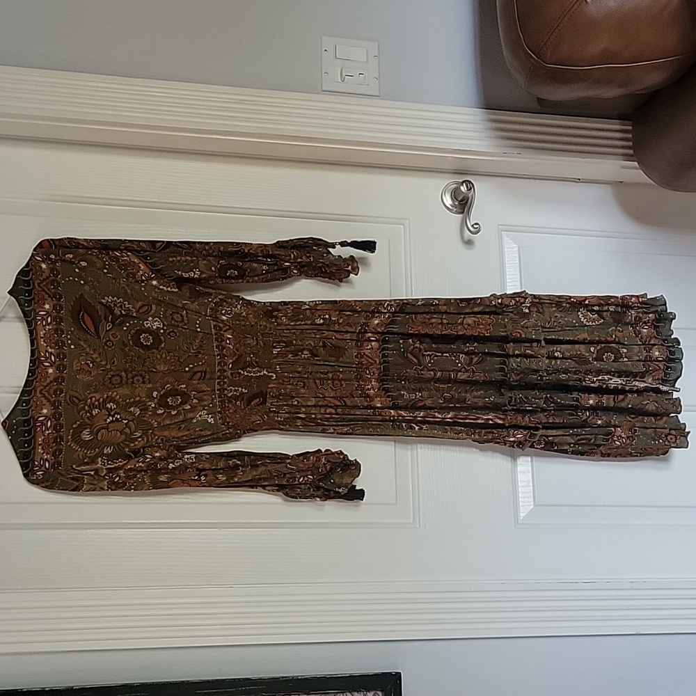 FARM Rio Green Paisley High-Low Ruffle Dress - Picture 7 of 10